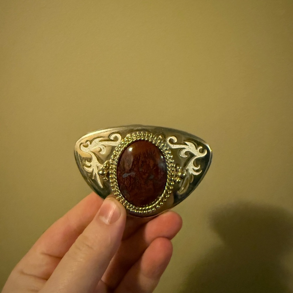 Gorgeous Ladies Vintage Silver Belt Buckle With Stone
